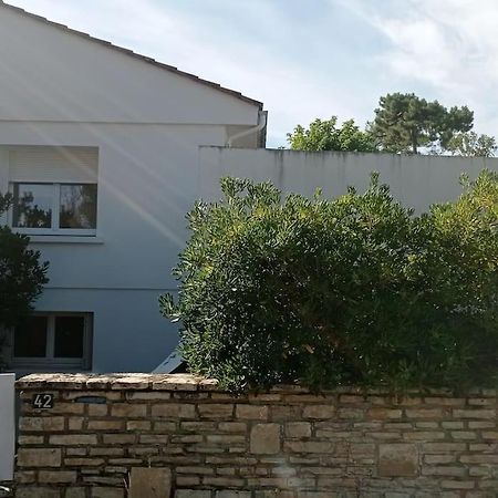 400M De La Plage Maison 3 Chambres Avec Jardin 圣乔治德蒂 外观 照片