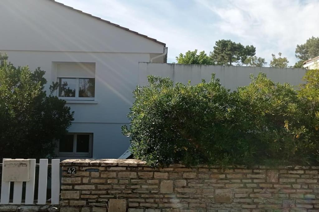 400M De La Plage Maison 3 Chambres Avec Jardin 圣乔治德蒂 外观 照片